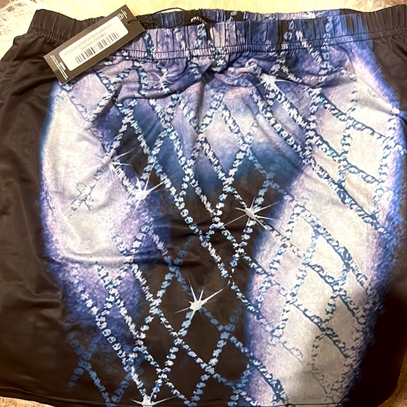 PrettyLittleThing MATCHING SET - Picture 3 of 3